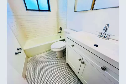 125 S Palmway Avenue, Unit #4, Lake Worth Beach, FL 33460 - Photo 6