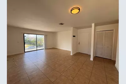 125 S Palmway Avenue, Unit #4, Lake Worth Beach, FL 33460 - Photo 22