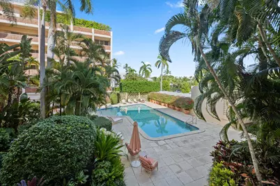 369 S Lake Drive, Unit #2E, Palm Beach, FL 33480 - Photo 16