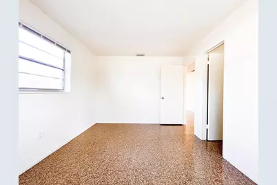 4666 Gulfstream Road, Lake Worth, FL 33461 - Photo 10