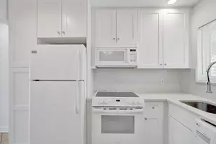 2311 NE 36th St, Lighthouse Point, FL 33064 - Photo 4