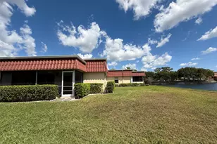 734 Nantucket Cir, Lake Worth, FL 33467 - Photo 16