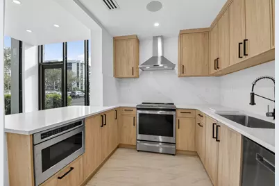 7819 Lakeside Boulevard, Unit #812, Boca Raton, FL 33434 - Photo 4