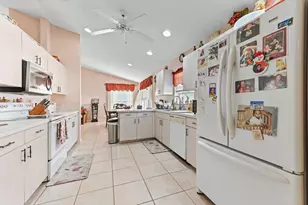 5193 Robino Cir, West Palm Beach, FL 33417 - Photo 20