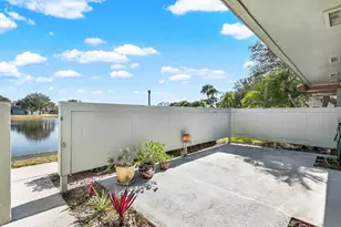 4104 NW Cinnamon Tree Cir, Jensen Beach, FL 34957 - Photo 18