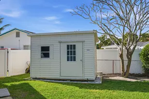 403 Highwood Cir, Jupiter, FL 33458 - Photo 30