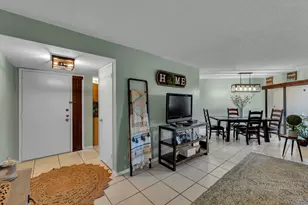 5650 Camino Del Sol, Boca Raton, FL 33433 - Photo 4
