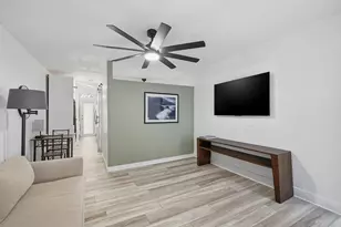 835 Meridian Ave, Miami Beach, FL 33139 - Photo 4