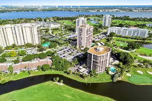 2425 Presidential Way, West Palm Beach, FL 33401 - Photo 42