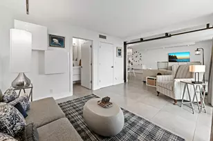 2425 Presidential Way, West Palm Beach, FL 33401 - Photo 26