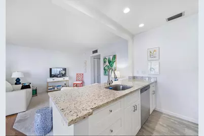 4201 S Ocean Boulevard, Unit #J7, South Palm Beach, FL 33480 - Photo 12