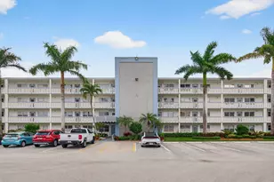 3007 Yarmouth A, Boca Raton, FL 33434 - Photo 2