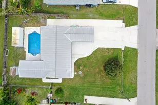 2486 SW Waikiki St, Port Saint Lucie, FL 34953 - Photo 36