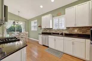 357 NW Springview Loop, Port Saint Lucie, FL 34986 - Photo 10
