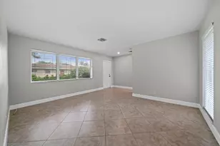 541 NE 44th St, Boca Raton, FL 33431 - Photo 2