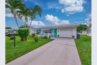 519 SW 18th Street, Boynton Beach, FL 33426 - Photo 1