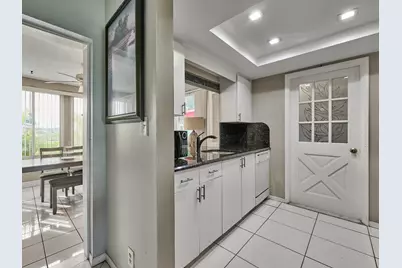 519 SW 18th Street, Boynton Beach, FL 33426 - Photo 12