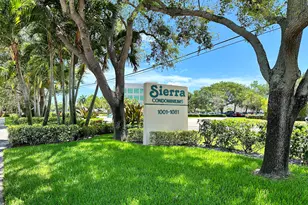 1021 SE Monterey Rd, Stuart, FL 34994 - Photo 8