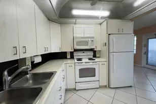 4053 Hythe C, Boca Raton, FL 33434 - Photo 12