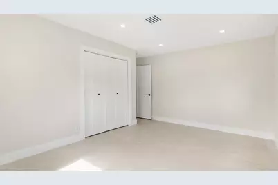 965 SE 10th Court, Pompano Beach, FL 33060 - Photo 28