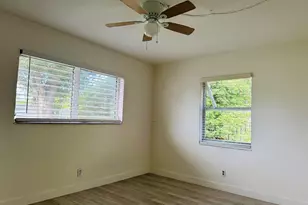 270 NW 10th St, Boca Raton, FL 33432 - Photo 18