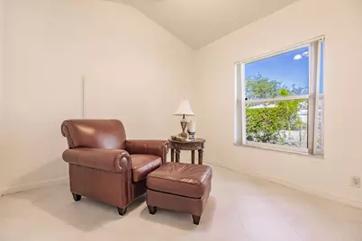 113 Sugarwood Crescent, Royal Palm Beach, FL 33411 - Photo 18