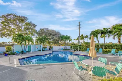 2102 Fairway Drive S, Jupiter, FL 33477 - Photo 28