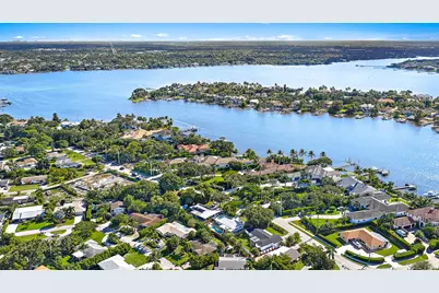 367 W Riverside Drive, Tequesta, FL 33469 - Photo 20