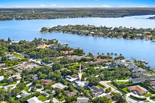 367 W Riverside Dr, Tequesta, FL 33469 - Photo 2