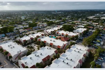 1428 SE 4th Avenue, Unit #246, Deerfield Beach, FL 33441 - Photo 2