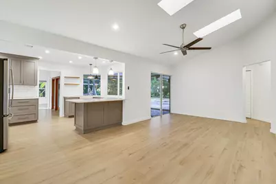 5775 Set N Sun Place N, Jupiter, FL 33458 - Photo 14