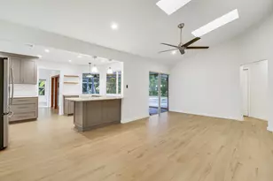 5775 Set N Sun Pl N, Jupiter, FL 33458 - Photo 14