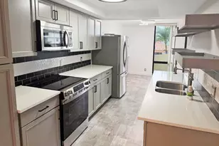 5460 N Ocean Dr Unit, Singer Island, FL 33404 - Photo 6