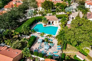 27 Via Del Corso, Palm Beach Gardens, FL 33418 - Photo 2