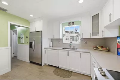 1811 NW 119th Avenue, Pembroke Pines, FL 33026 - Photo 12