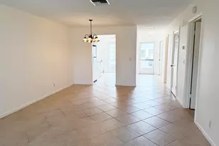 13745 Flora Pl, Delray Beach, FL 33484 - Photo 10