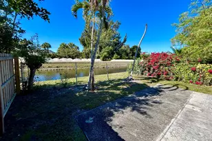 141 Plumage Ln, West Palm Beach, FL 33415 - Photo 6