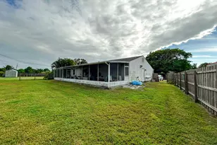 1853 SE Dranson Cir, Port Saint Lucie, FL 34952 - Photo 20