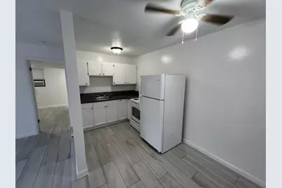 304 Central Drive, Unit #A, West Palm Beach, FL 33405 - Photo 2