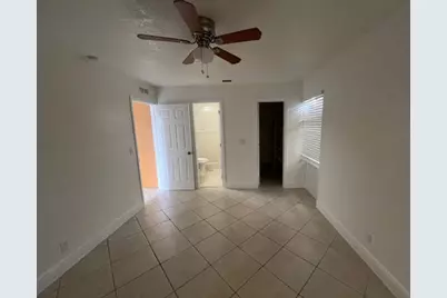 1755 Forest Hill Boulevard, Unit #17, Lake Clarke Shores, FL 33406 - Photo 6