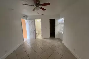 1755 Forest Hill Blvd Unit, Lake Clarke Shores, FL 33406 - Photo 6