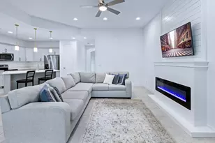 2590 Bella Vista Cir, Vero Beach, FL 32966 - Photo 2