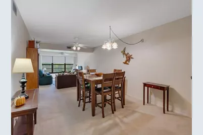 27 Plantation Drive, Unit #202, Vero Beach, FL 32966 - Photo 1