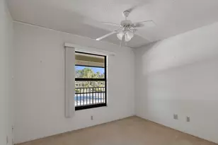 27 Plantation Dr, Vero Beach, FL 32966 - Photo 6