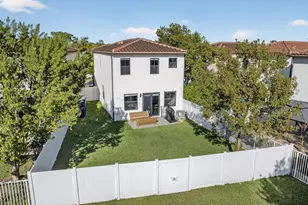 6017 Pine Tree Way, Riviera Beach, FL 33410 - Photo 56