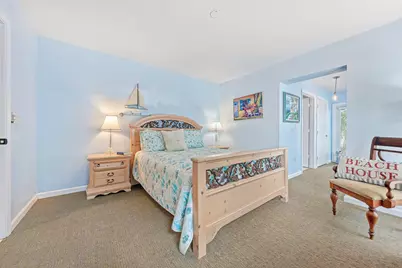 800 Lagoon Lane, Lantana, FL 33462 - Photo 18