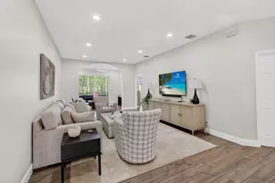 10672 Royal Caribbean Cir, Boynton Beach, FL 33437 - Photo 8