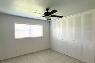 2926 Ashley Dr E, West Palm Beach, FL 33415 - Photo 8