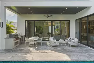 1050 NE 3rd Ave, Boca Raton, FL 33432 - Photo 42