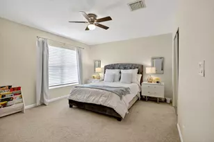 4451 Lake Lucerne Cir, West Palm Beach, FL 33409 - Photo 18